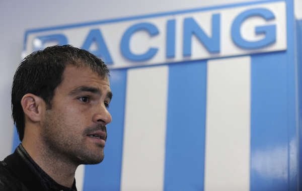 Saja: "Puedo seguir jugando pero no al nivel que exige Racing" | Deportes