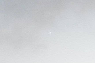 Una luz blanca desconcertó a los habitantes de varias ciudades de la Costa | Actualidad