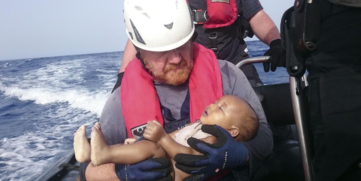 Crisis de los refugiados: la imagen de otro bebé ahogado que conmueve al mundo | Internacionales