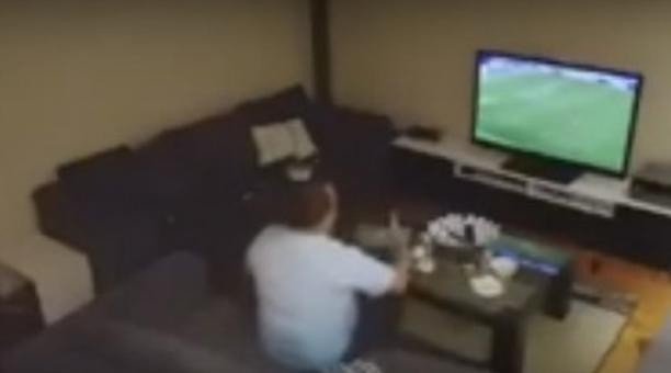 Video: le hicieron una broma a un hincha turco y rompió todo | Curiosidades