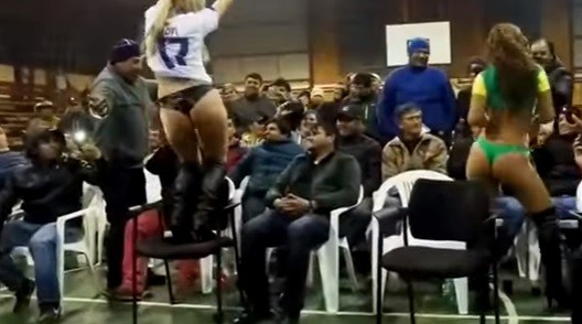 Video: intendente chileno organizó un festejo por el Día del Padre y contrató strippers | Internacionales