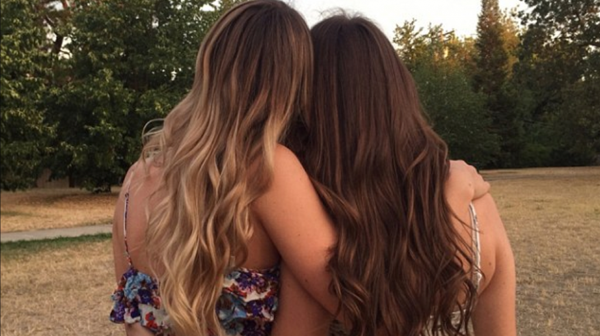 Pidieron que le mejoren una foto romántica y le llovieron los memes | Redes