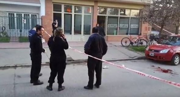 Macabro: apuñaló a su ex mujer en un pelotero durante una fiesta de cumpleaños | Actualidad