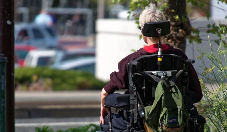 Una mujer murió al incendiarse su silla de ruedas eléctrica | Internacionales