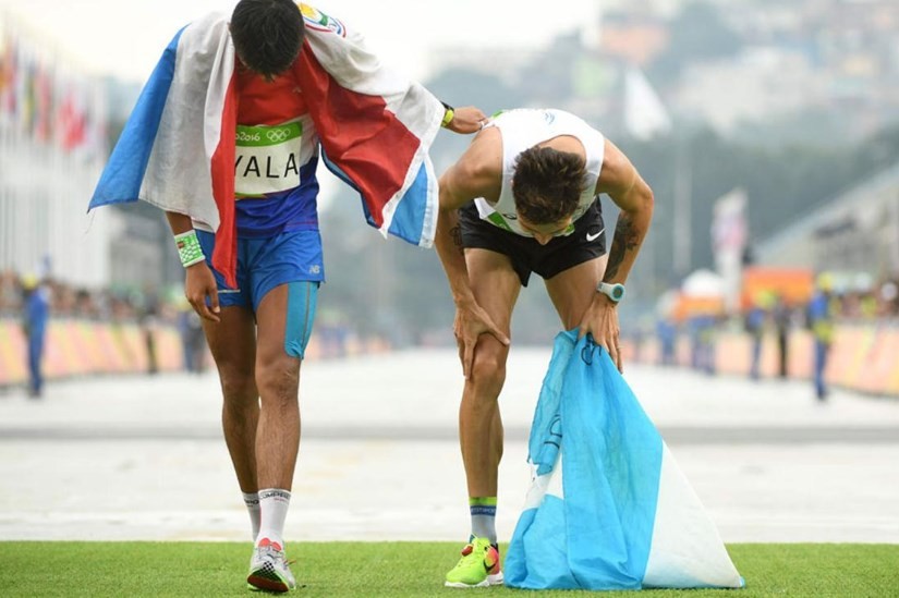Río 2016: el calvario que sufrió un maratonista argentino en el tramo final de la prueba | Deportes