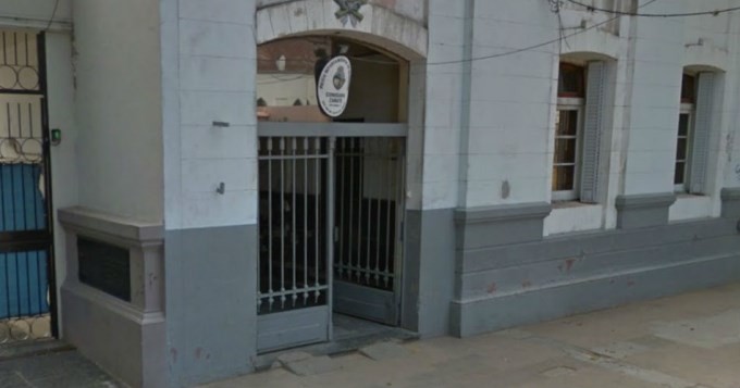 Una joven dio a luz en su casa y ahogó a su bebé en un inodoro | Actualidad