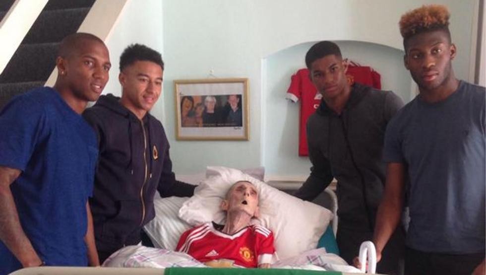 Murió 45 minutos después de recibir la visita de sus ídolos | Redes