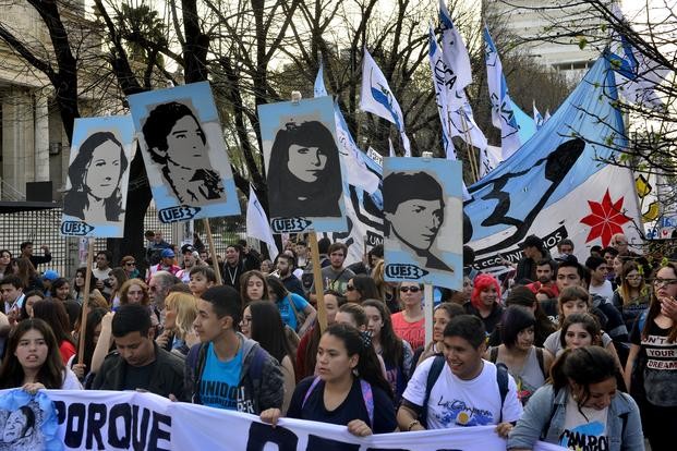 Multitudinaria marcha y actos en La Plata a 40 años de la Noche de los Lápices | Actualidad