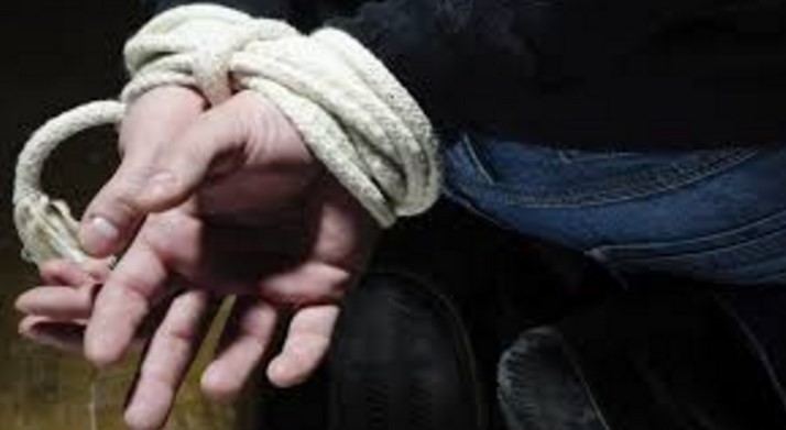 Pasó una semana secuestrado, tirado en el piso y con un pie encadenado | Actualidad