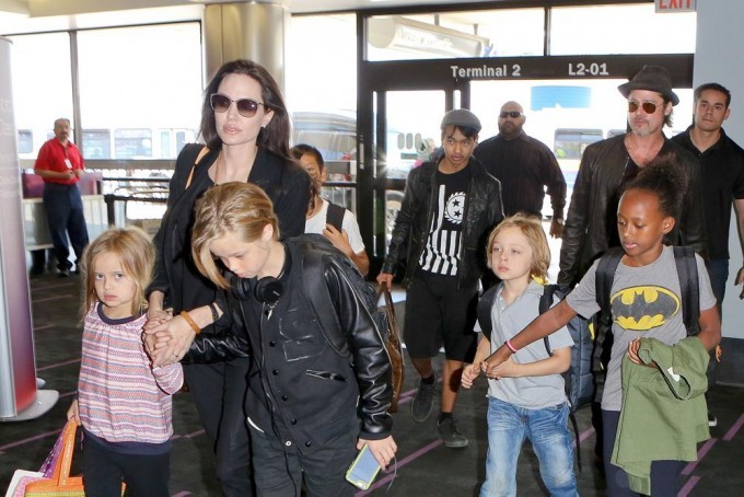 Qué pasó en el vuelo que selló la separación entre Brad Pitt y Angelina Jolie | Espectáculos