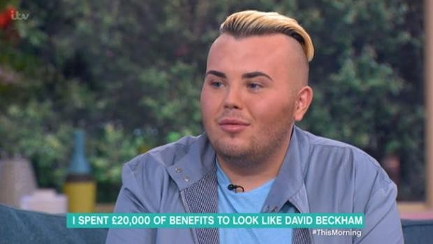 La historia del joven desempleado que gastó 23 mil euros para parecerse a David Beckham | Curiosidades