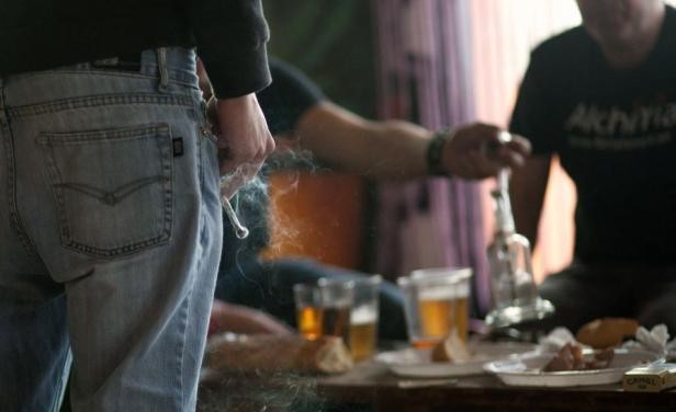 El alcohol es la sustancia legal más consumida por los jóvenes y la marihuana, la ilegal más elegida | Actualidad