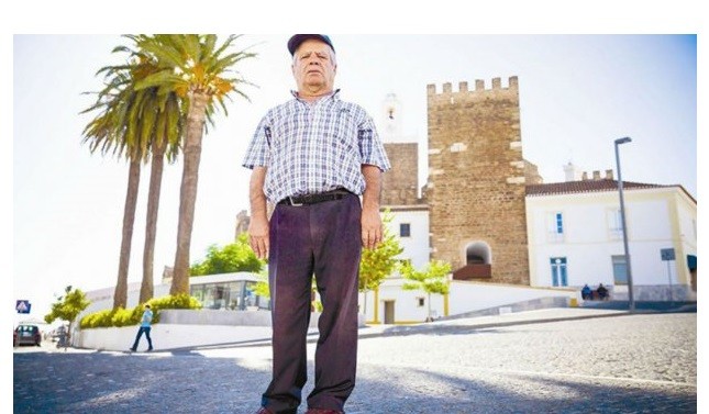Por un mal diagnóstico médico, estuvo 43 años sin poder caminar | Internacionales