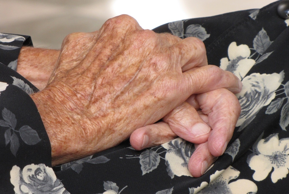 Procesan a un hombre que dejó a su madre y a su esposa en situación de abandono, inanición y suciedad | Actualidad