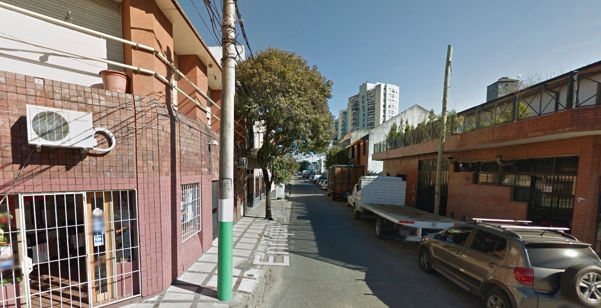 Policía baleó a dos adolescentes que intentaron robarle | Actualidad