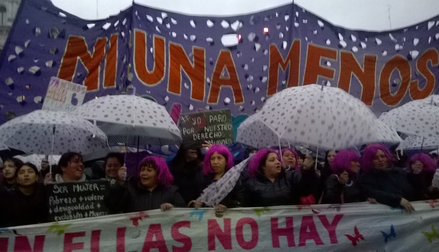 #VivasNosQueremos: una plaza repleta de historias dolorosas | Actualidad