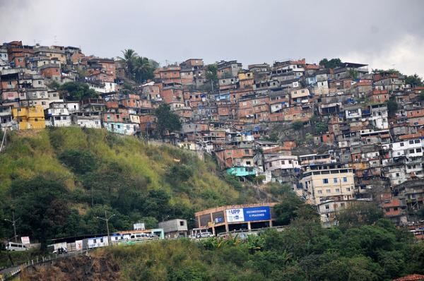 Rio de Janeiro: guiado por el GPS, turista extranjero se metió por error en una favela y lo asesinaron | Internacionales