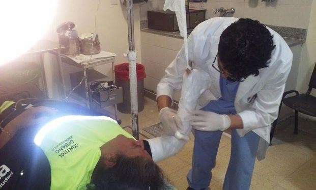 Le quebraron el brazo a una agente de control urbano durante una fiesta en La Plata Rugby | Actualidad