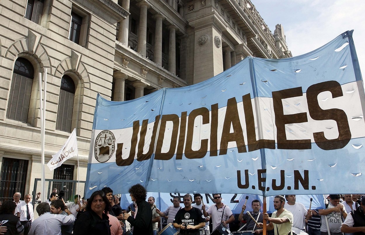 Bono de fin de año de hasta $9500 para empleados judiciales porteños y aumento salarial para jueces | Política