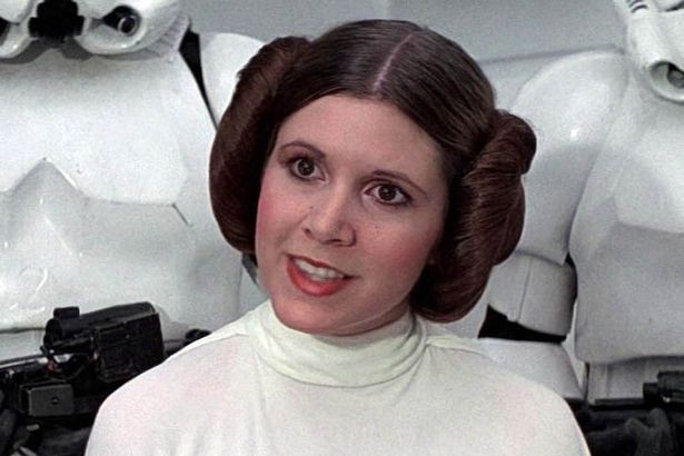 Carrie Fisher, la Princesa Leia de Star Wars, sufrió un ataque cardiaco en pleno vuelo | Espectáculos