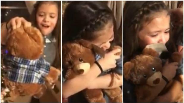Video emotivo: la reacción de dos nenas al escuchar la voz de su abuelo muerto en un oso de peluche | Curiosidades