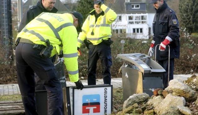 Un tren descarriló tras chocar con un cajero automático en Alemania | Internacionales