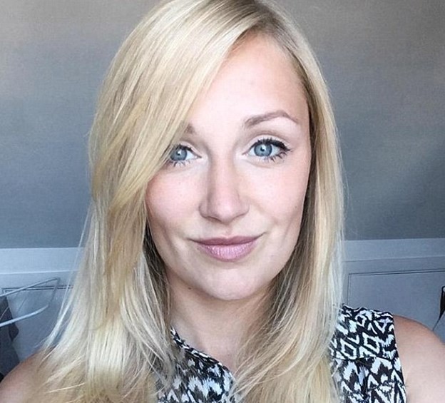 Se enamoró de un hombre en el aeropuerto y ahora lo busca por Facebook | Redes