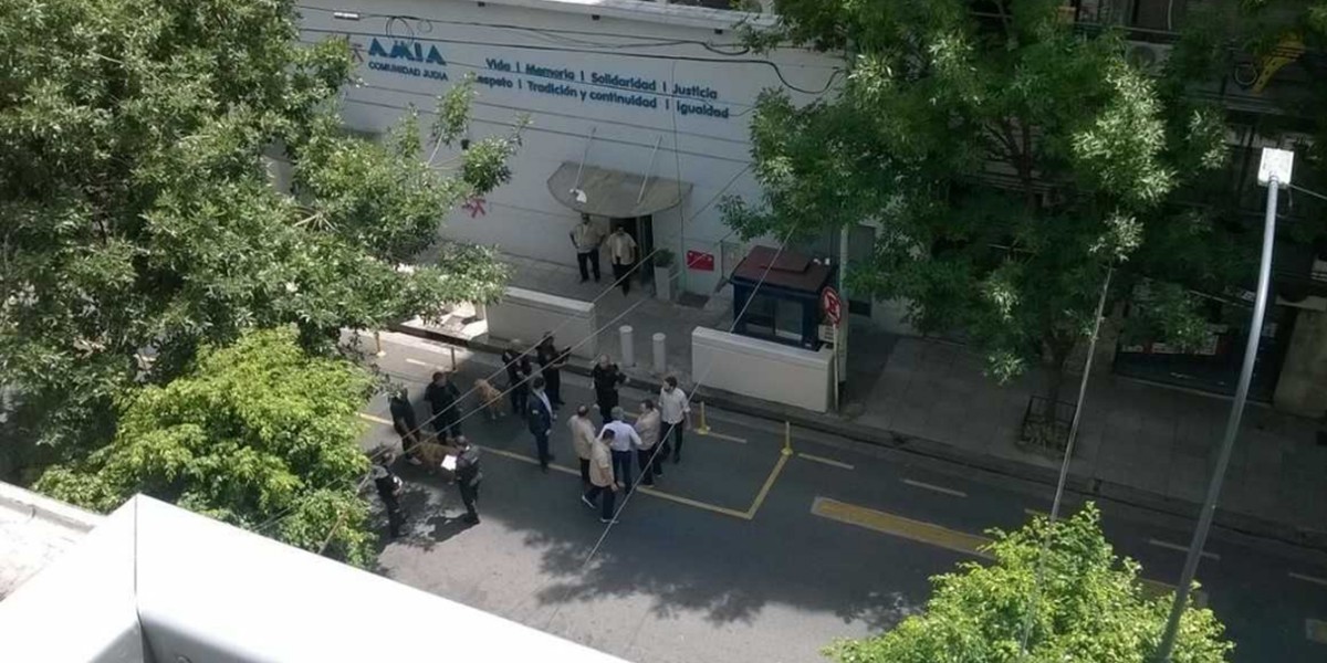 Evacuaron la sede de la AMIA por una falsa amenaza de bomba | Actualidad
