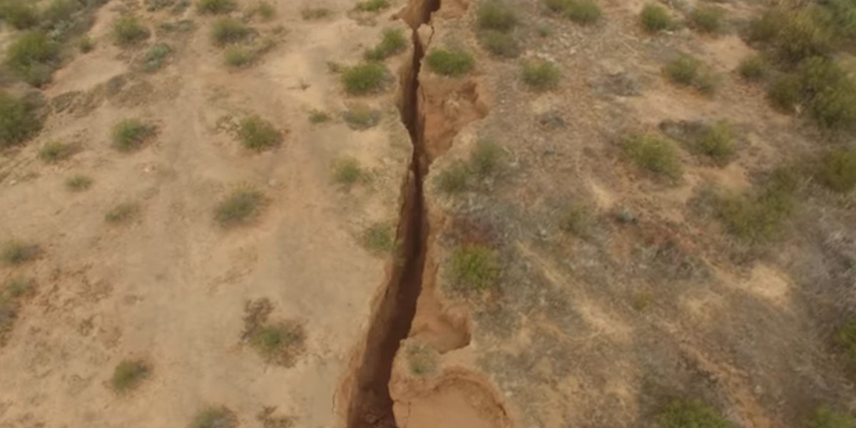 Misterio por la grieta de tres kilómetros que apareció en el desierto de Arizona | Curiosidades