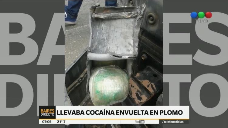 Llevaba cocaína envuelta en plomo en el paragolpes del auto | Actualidad