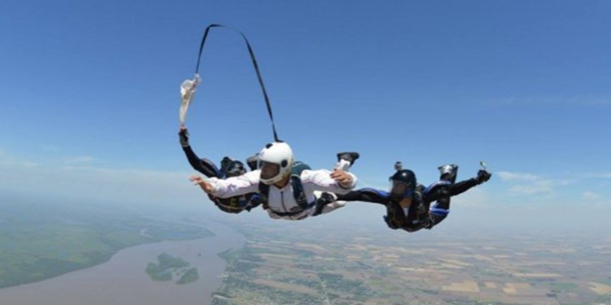 Santa Fe: un hombre de 51 años murió al no abrirse su paracaídas | Actualidad