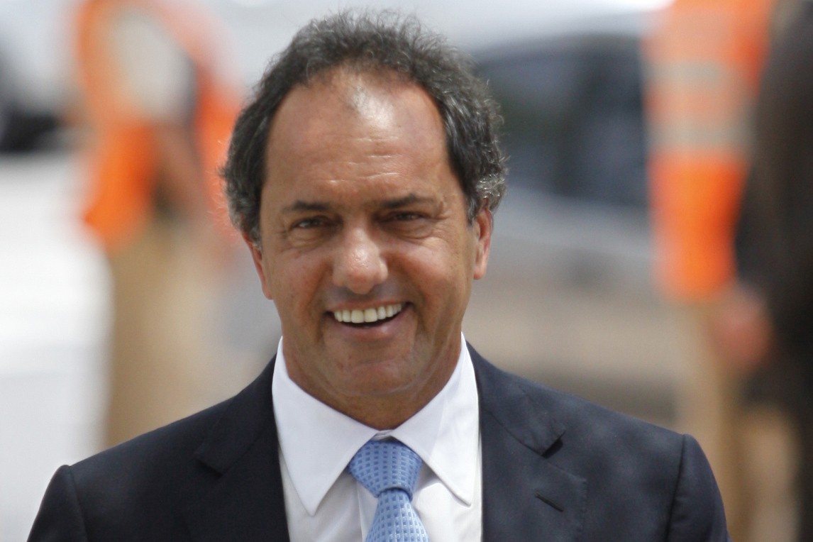 Citan a declarar a Scioli en una causa de lavado de activos | Política