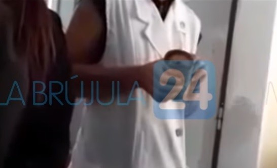 Filtraron un video en el que una directora le pide a sus alumnos borrachos que "se vayan de la escuela" | Actualidad