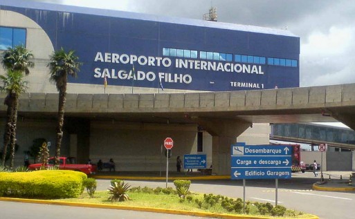 Un argentino murió al caer del segundo piso del aeropuerto de Porto Alegre | Actualidad