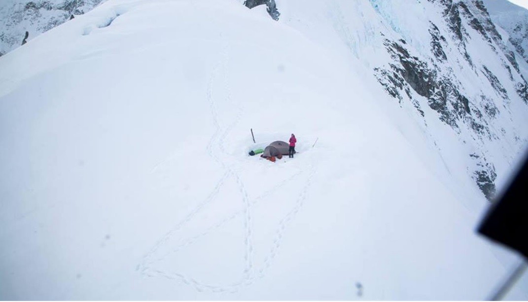 Una argentina quedó atrapada en la montaña más alta de Canadá | Internacionales