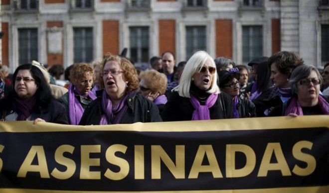 Congreso español aprueba que todos los huérfanos por violencia machista cobren una pensión | Internacionales