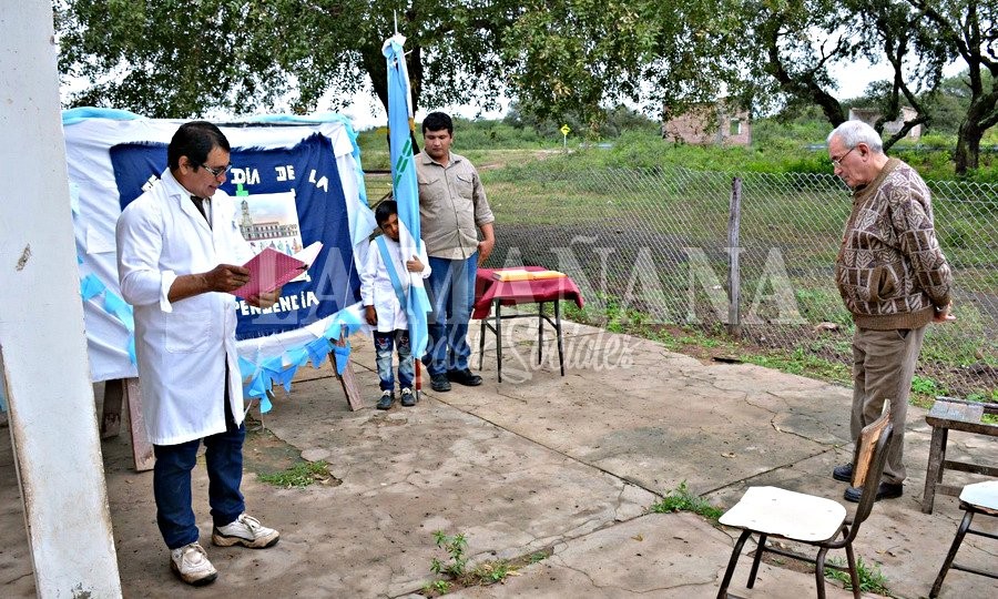 Acto del 25 de Mayo unipersonal: solo asistió un alumno | Actualidad