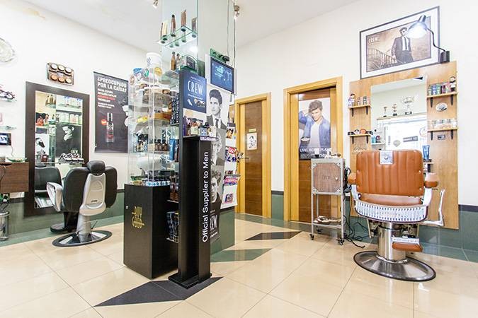 Intentó apuñalar a su peluquero porque le parecía caro el corte de pelo que le hizo | Curiosidades