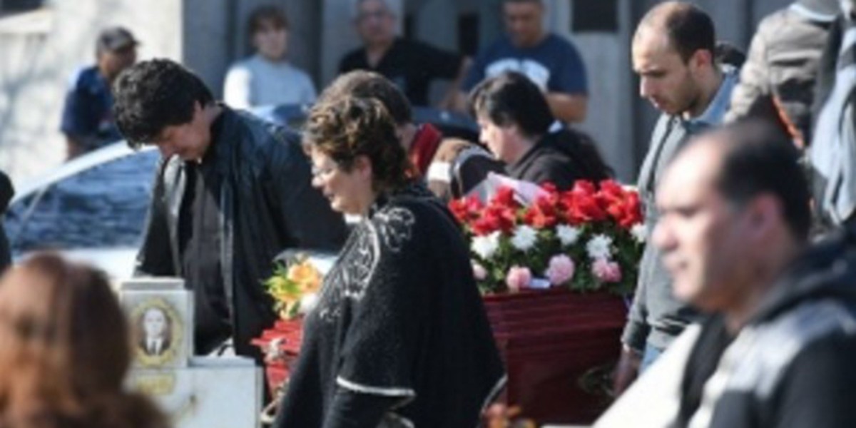 Despidieron los restos de Anahí con aplausos y un fuerte reclamo de Justicia | Actualidad