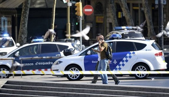 Atentado en Barcelona: los terroristas preparaban uno o más ataques con explosivos | Internacionales