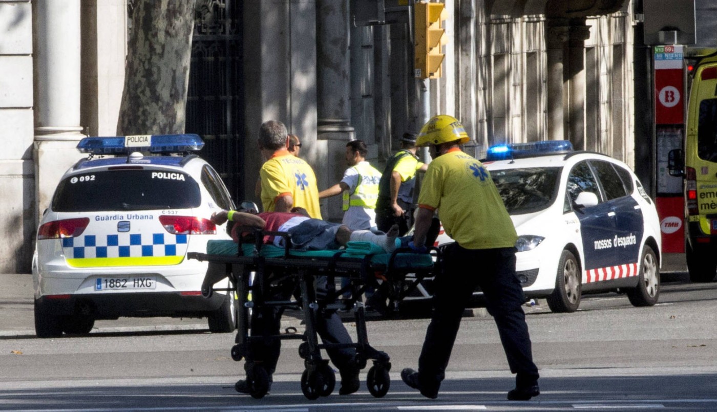 La argentina herida en Barcelona está varada en un hospital sin poder regresar | Internacionales