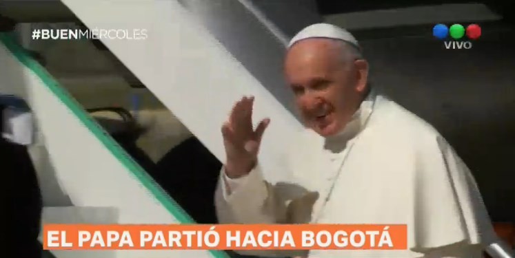 El Papa partió hacia Colombia para dar el "primer paso" hacia una paz "estable" | Internacionales