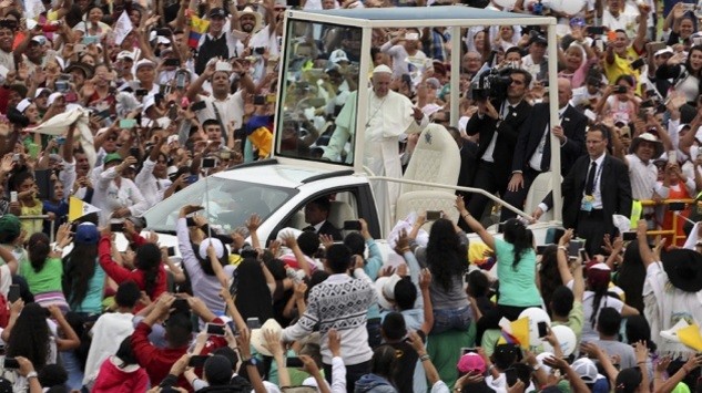 Francisco pidió a víctimas y victimarios gestos concretos por la reconciliación en Colombia | Internacionales