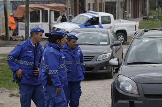 Desafectaron a un policía bonaerense que manejaba un auto robado | Actualidad