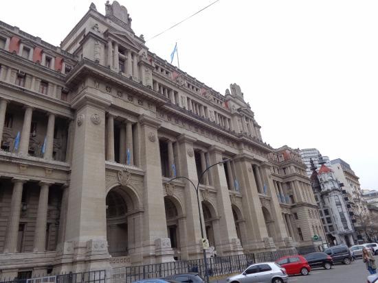 Ex policía condenado por una salidera bancaria | Actualidad