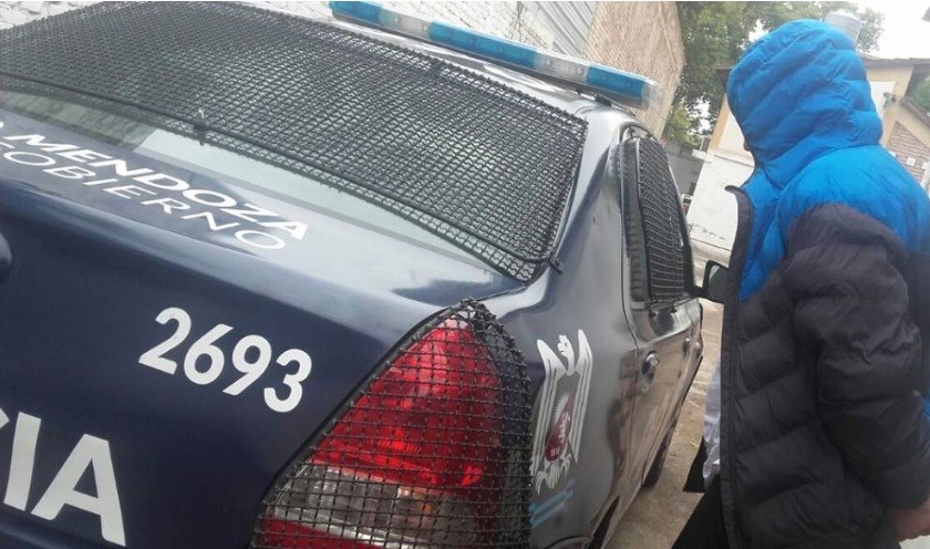 Pidió trabajo poniéndole un arma en la cabeza a un empleado municipal | Curiosidades