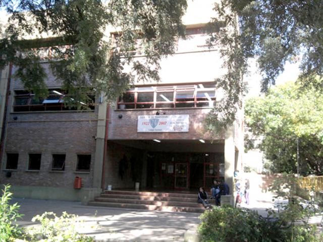 Detienen a un docente por hacer una falsa amenaza de bomba | Actualidad
