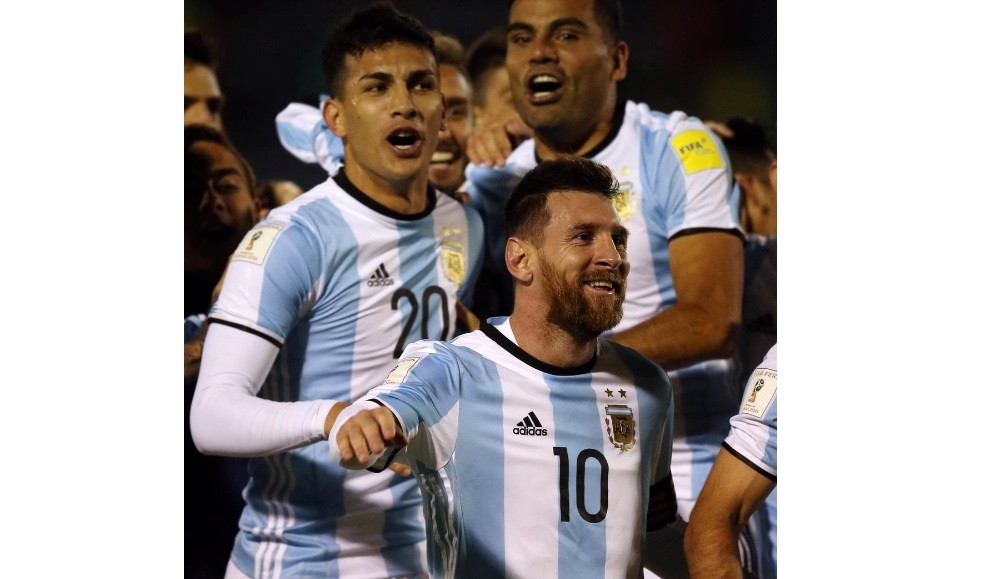 Maradona: "Seguimos manteniendo el respeto del mundo a la celeste y blanca" | Deportes