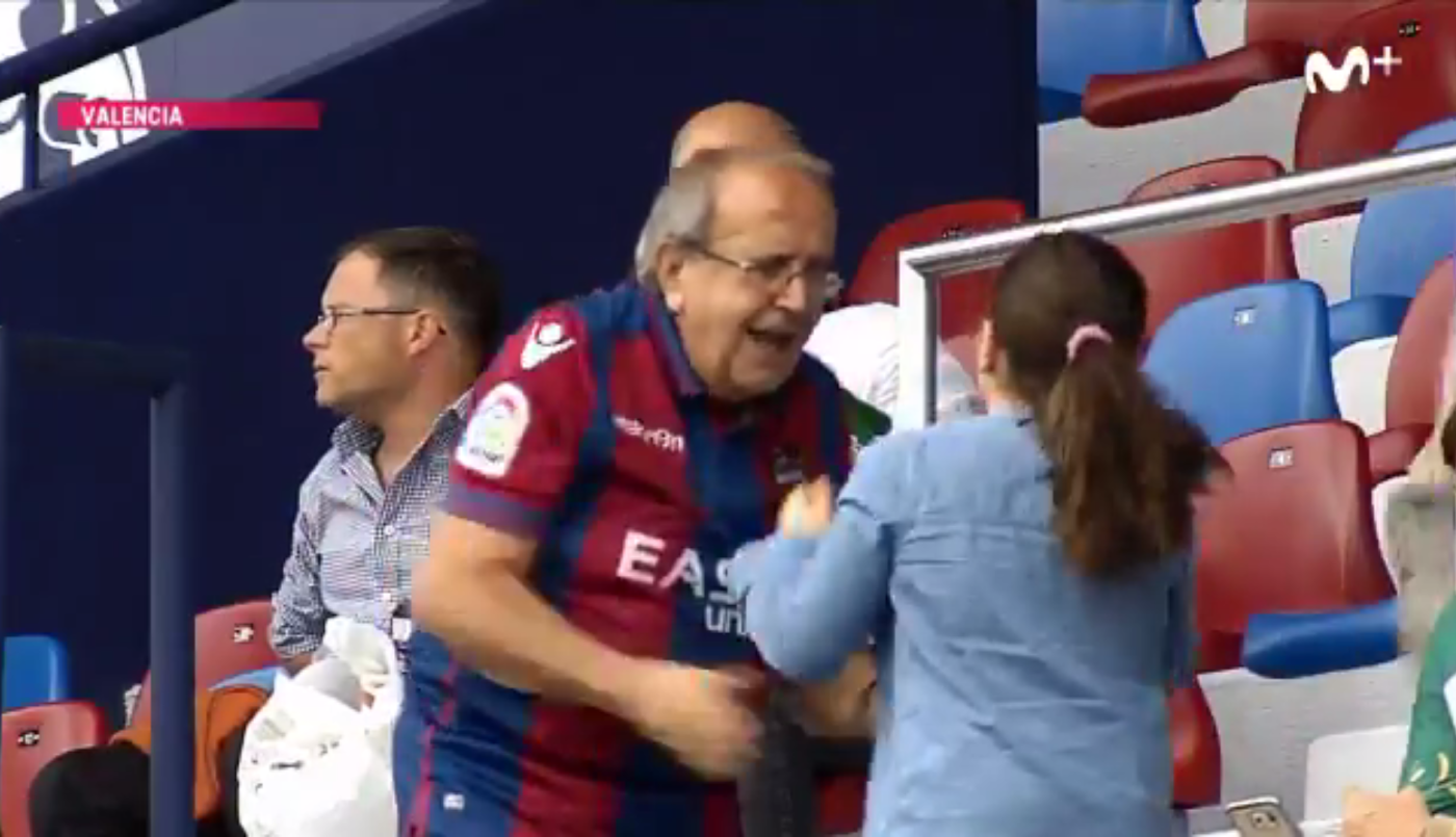 "El abuelo del Levante": el video de un hombre jugando con su nieta que es furor en las redes sociales | Redes