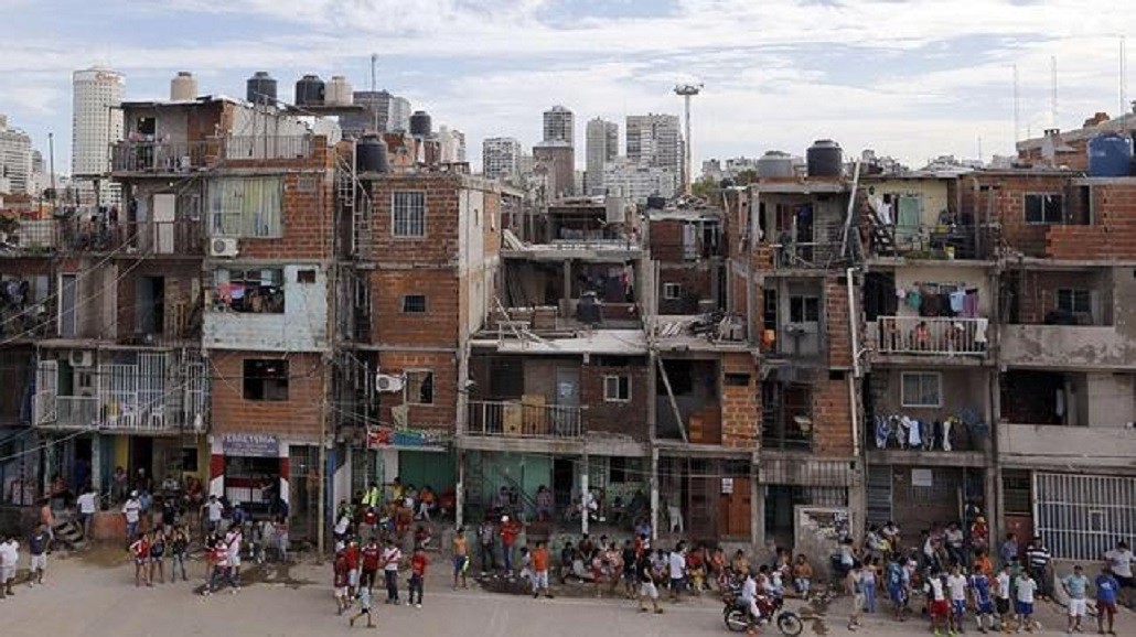 El 40% de jefes de hogar en villas porteñas no tiene empleo formal ni cobra plan social | Actualidad